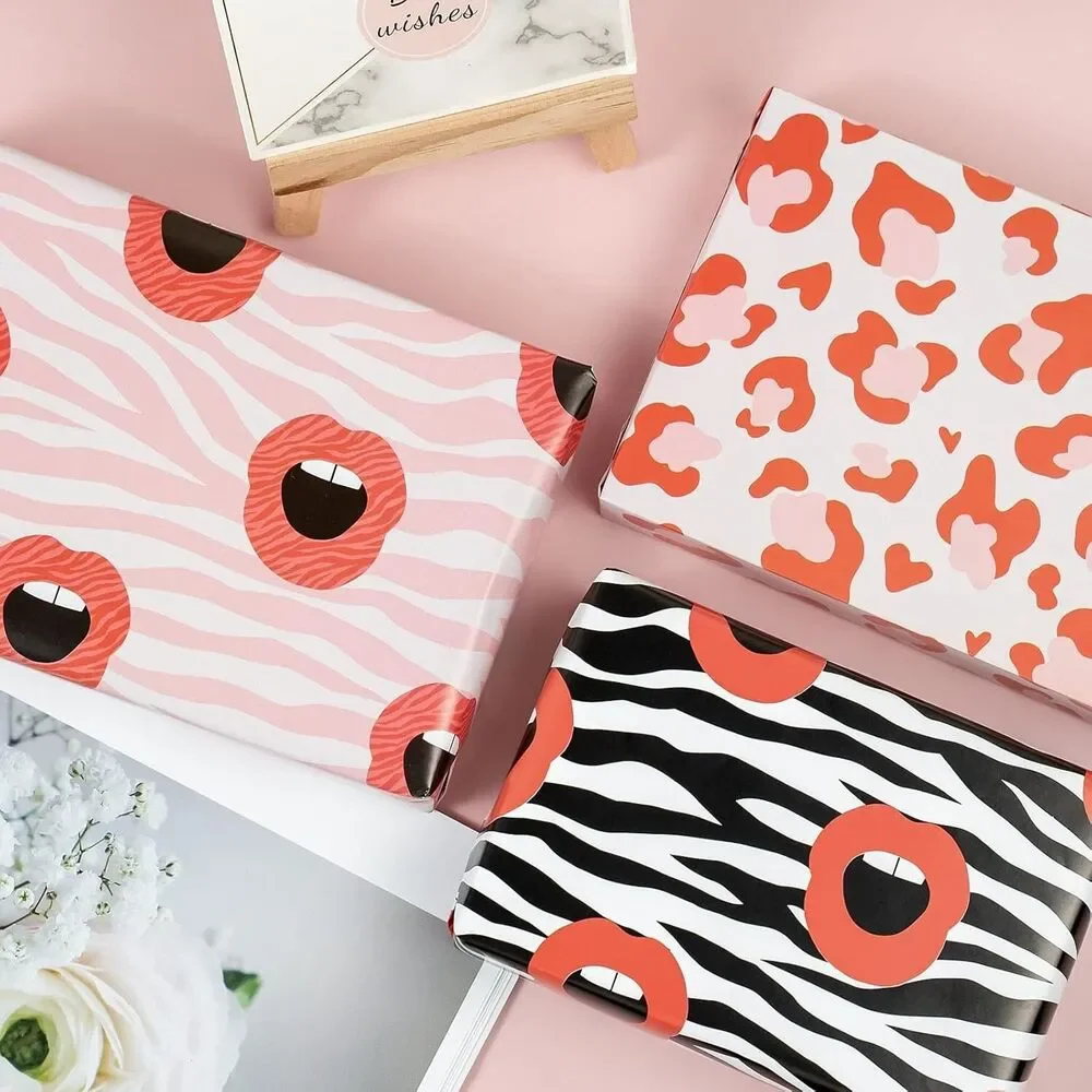 Set of 6 Printed Wrapping Paper - Hot lips, Zebra Stripes 27.5
